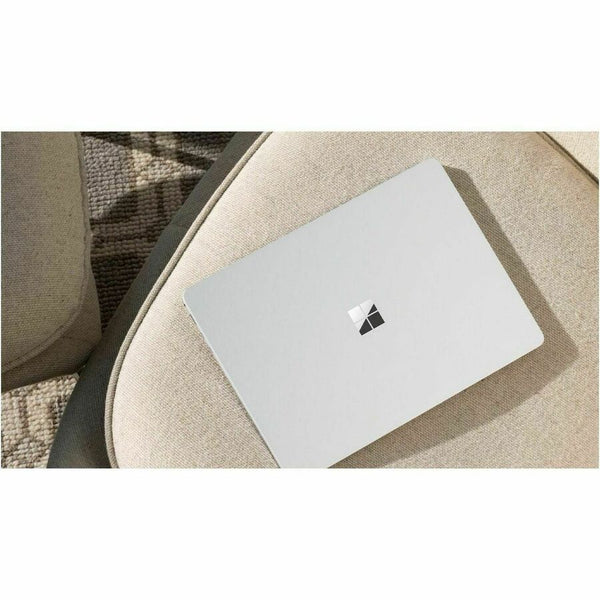 234891052.jpg