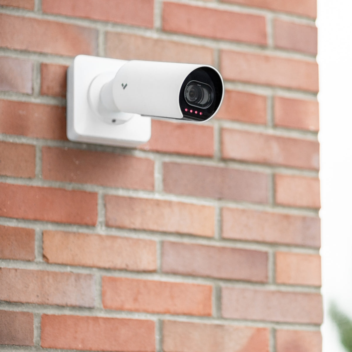Verkada CB52-E-F Bullet Camera – LTT Partners
